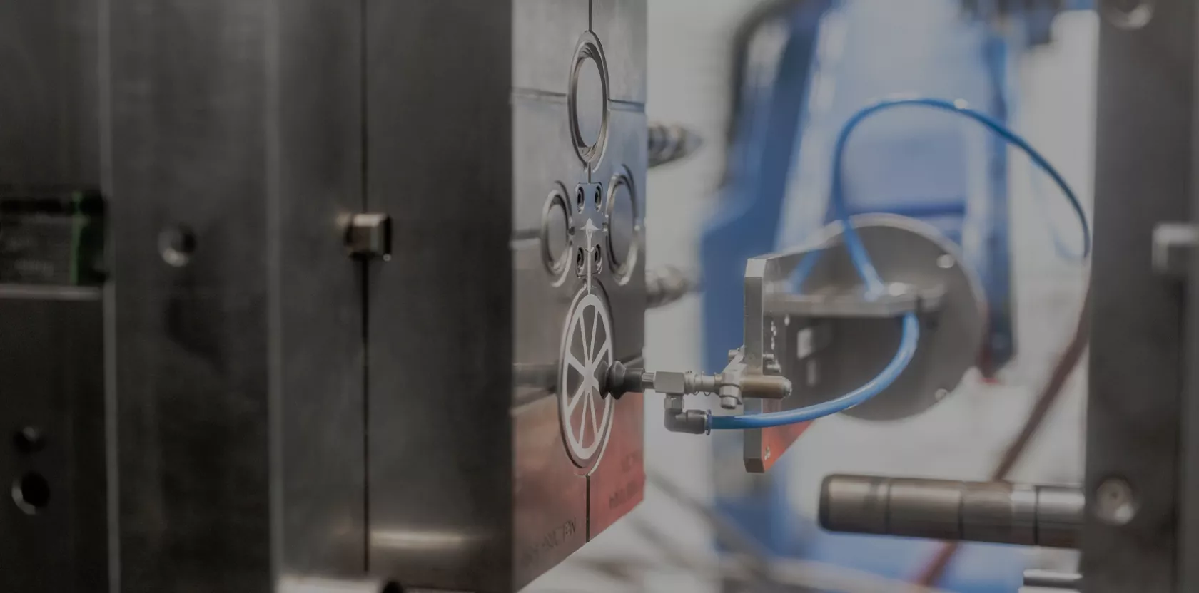 powder injection molding process in production