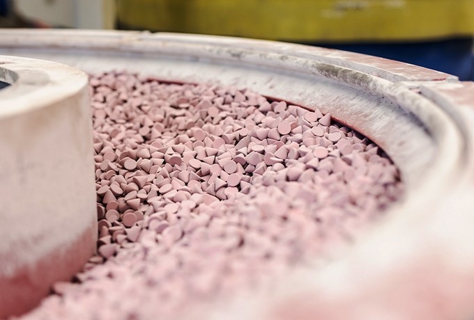 powder injection molding material in industrial filling system